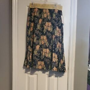 LuLaRoe Jill Navy Floral Skirt